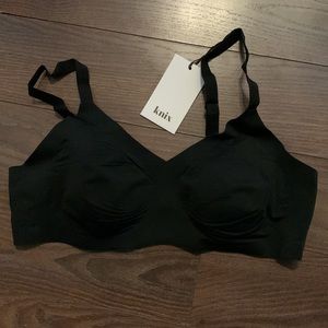 Knix padded v-neck evolution bra